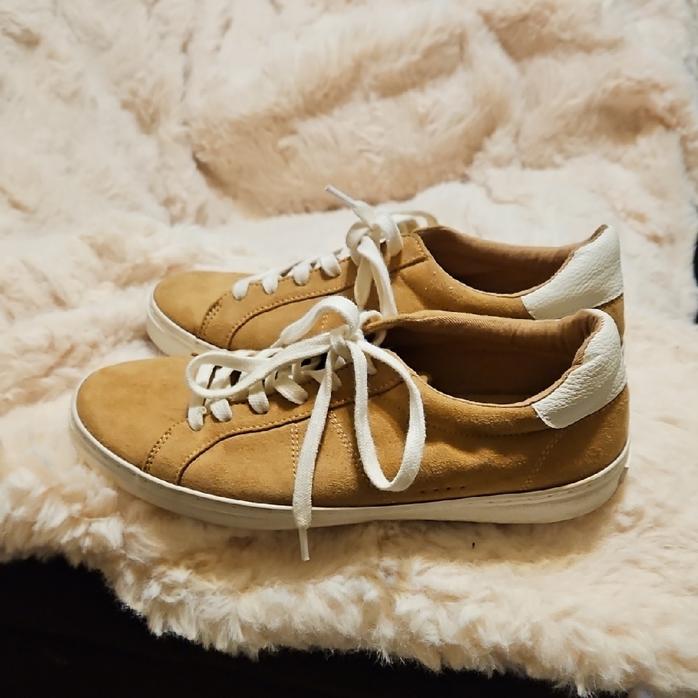 Stylish Tan and White Women's Sneakers